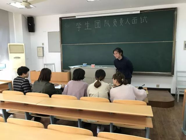色色视频